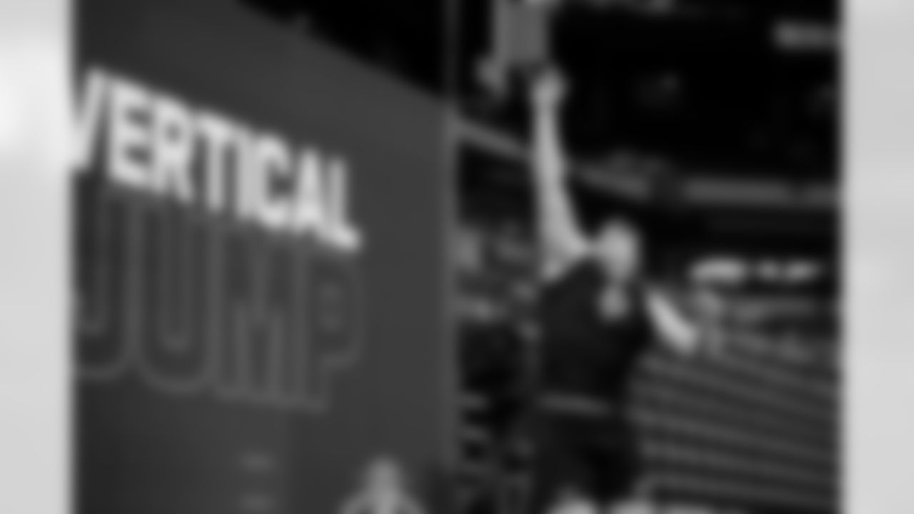 Kentucky offensive lineman Jager Burton (10) participates in the vertical jump during the 2026 NFL Scouting Combine on Sunday, March 1, 2026 in Indianapolis, Indiana. (Lauren Leigh Bacho/NFL)