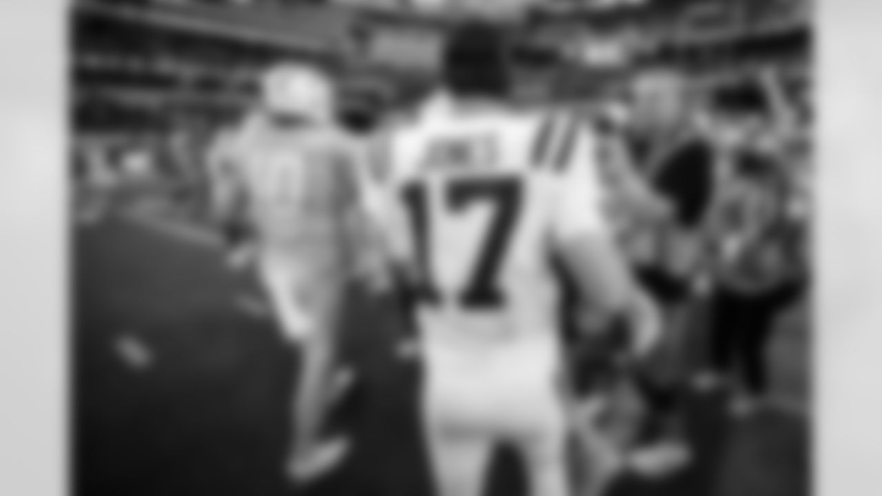 QB Daniel Jones #17