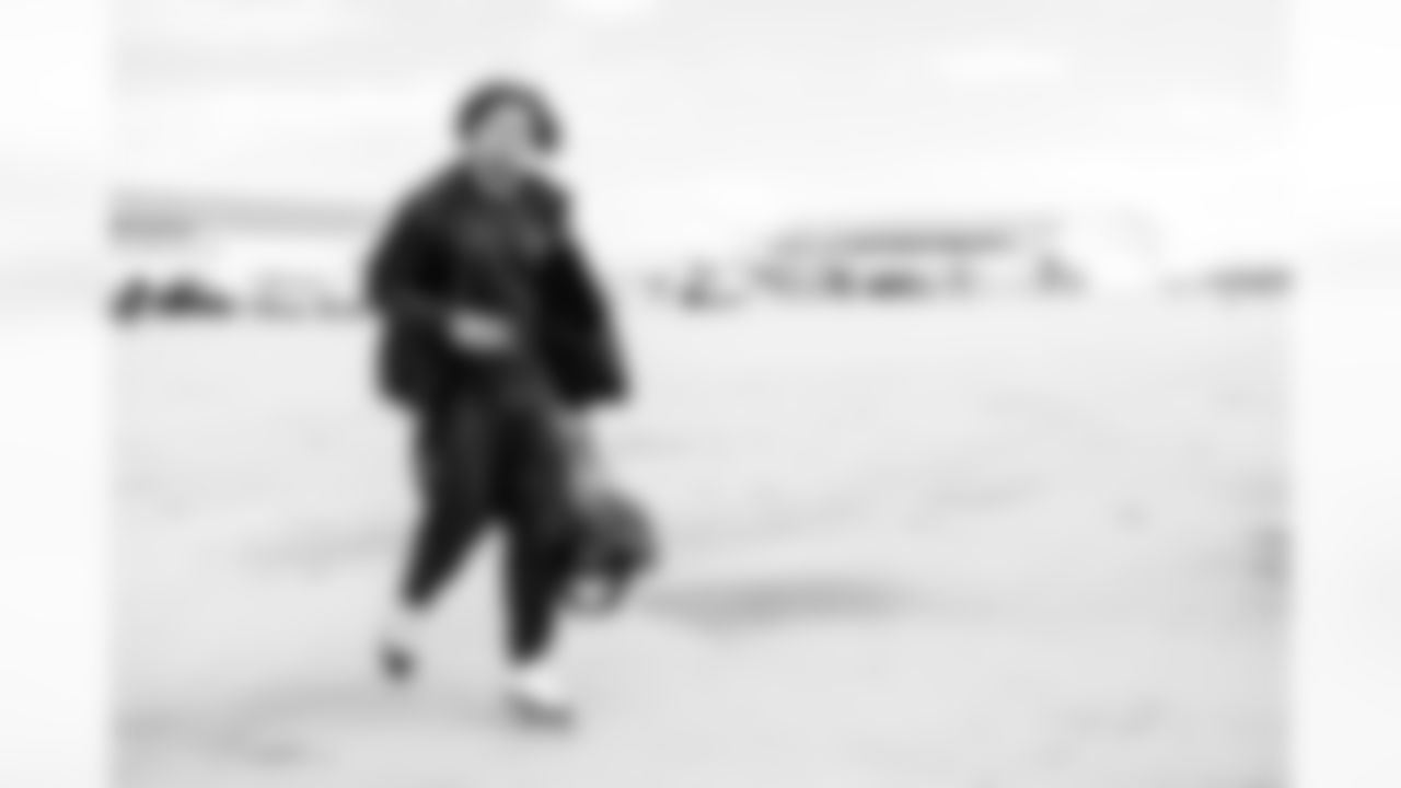 TE Drew Ogletree #85