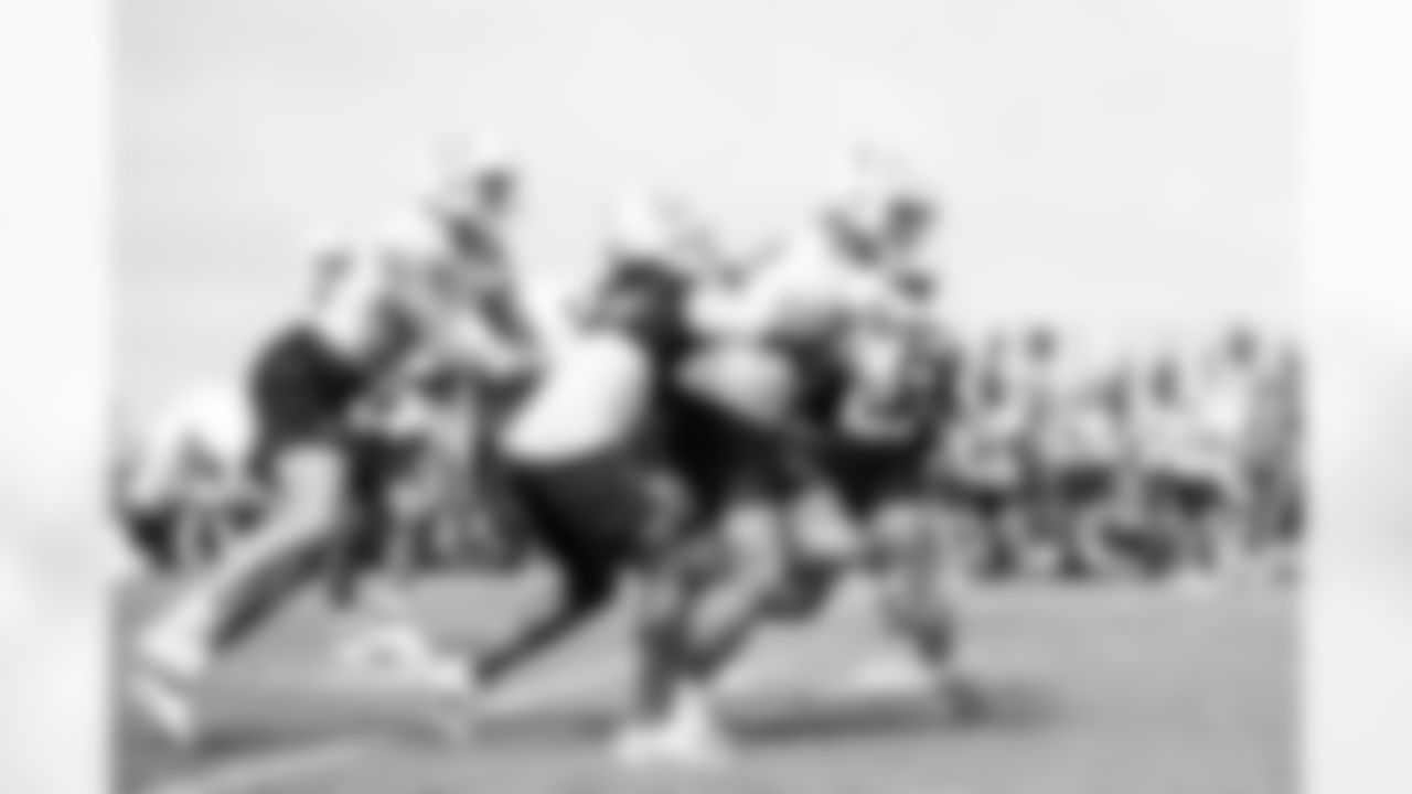 TE Tyler Warren #84