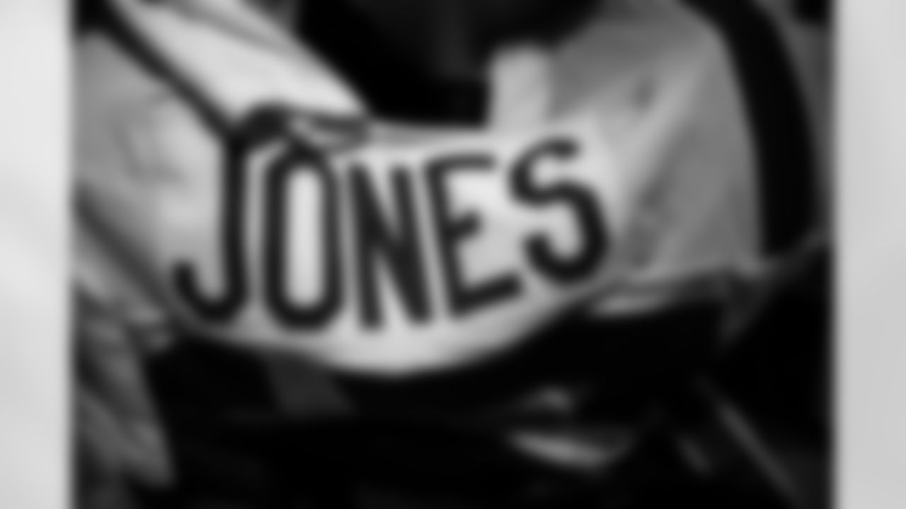 QB Daniel Jones #17