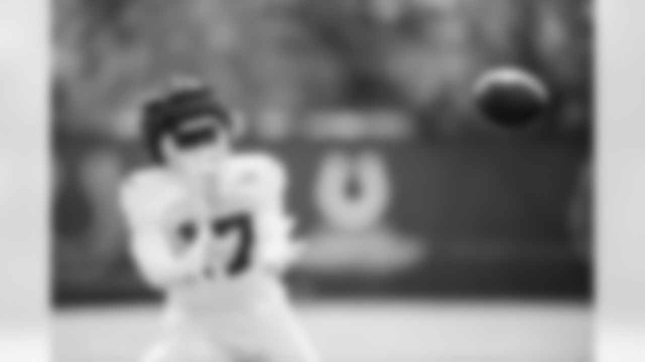 WR Laquon Treadwell#17