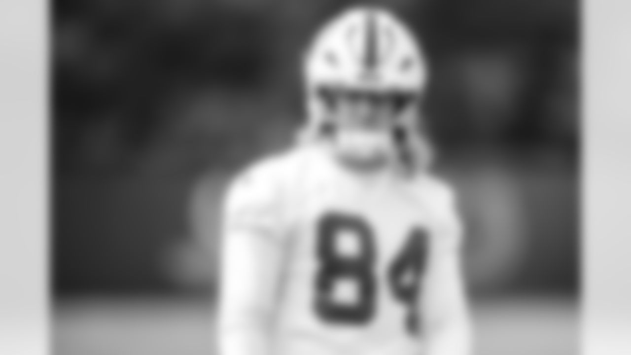 TE Tyler Warren #84