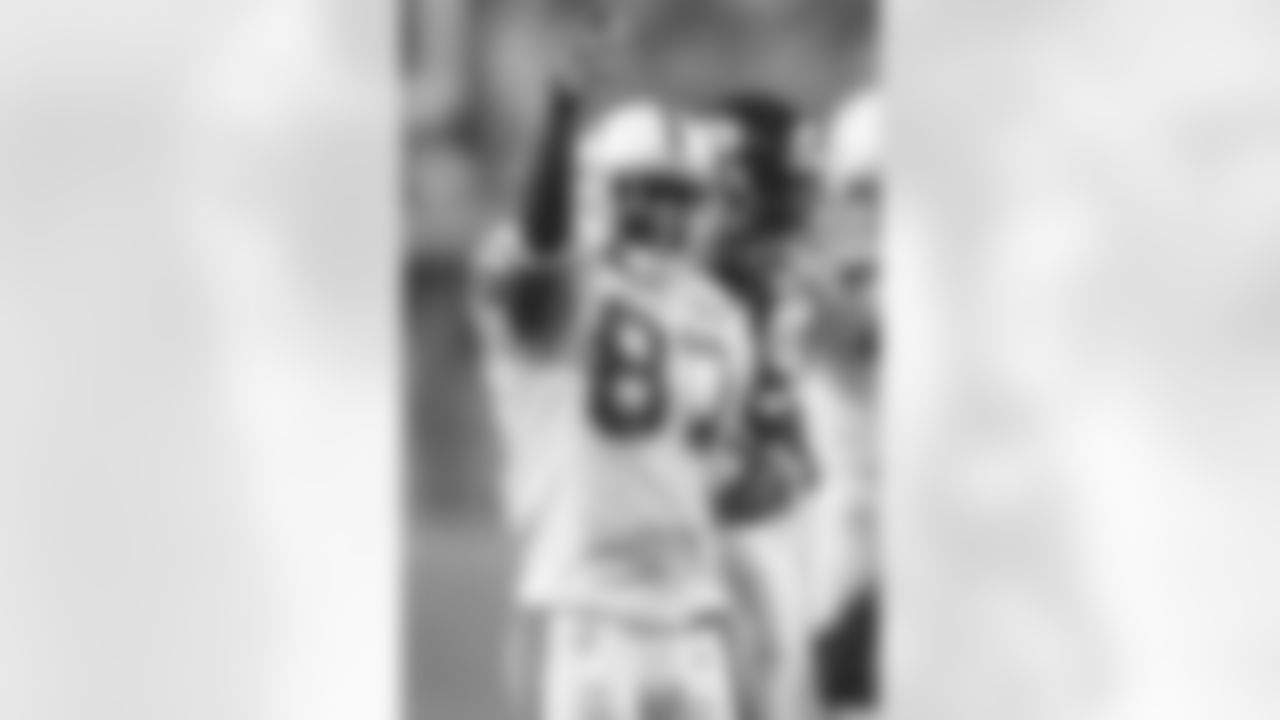 2007_0204_chi_larson_687