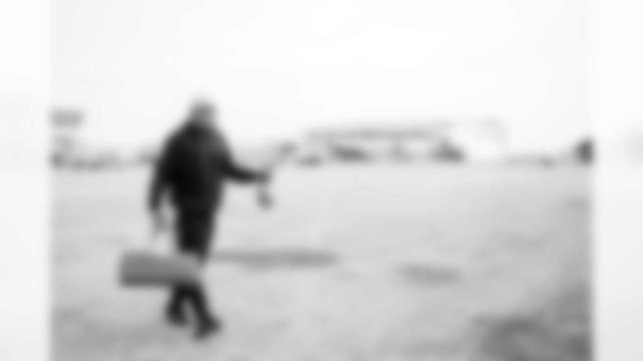 RB Jonathan Taylor #28