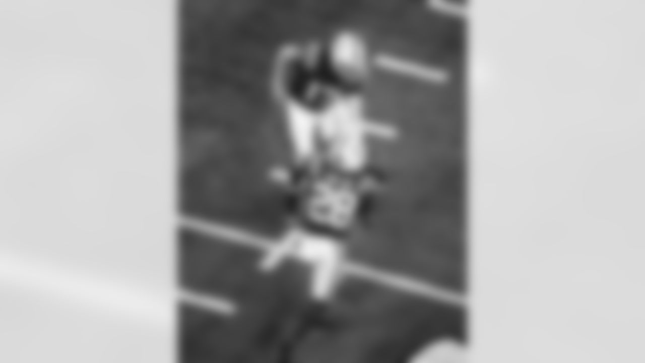 QB Philip Rivers #17 and RB Jonathan Taylor #28