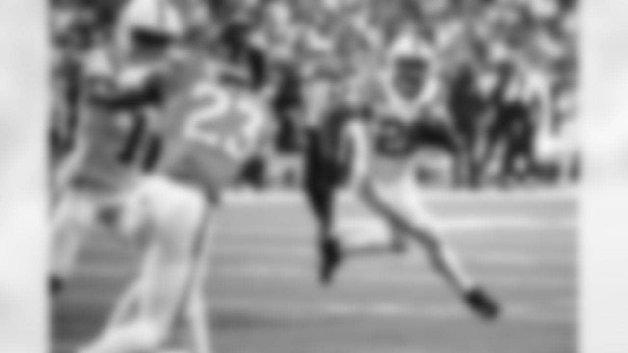 RB Jonathan Taylor #28