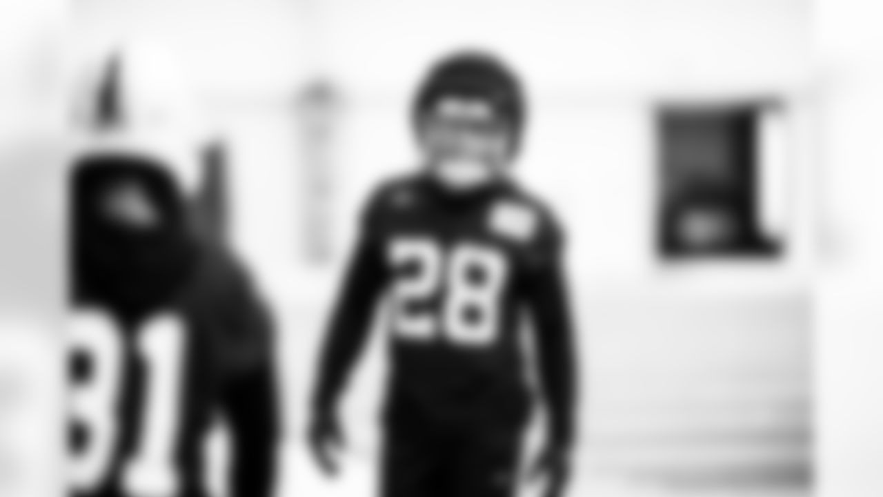 RB Jonathan Taylor #28