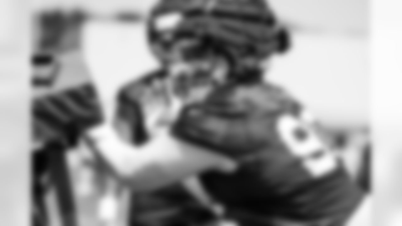 DT Grover Stewart #90