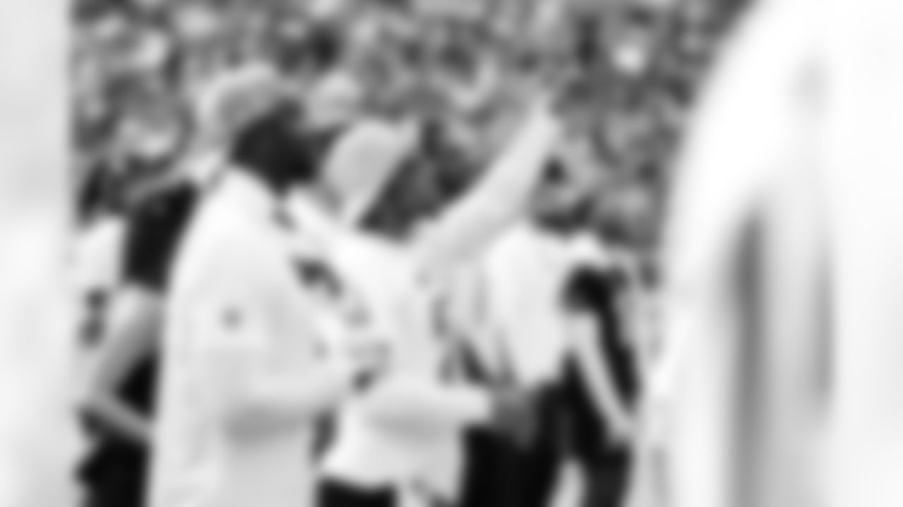 RB Jonathan Taylor #28