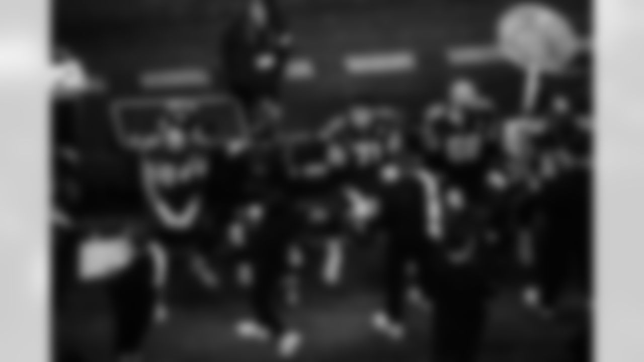 TE Tyler Warren #84, G Matt Goncalves #71 and G Dalton Tucker #68