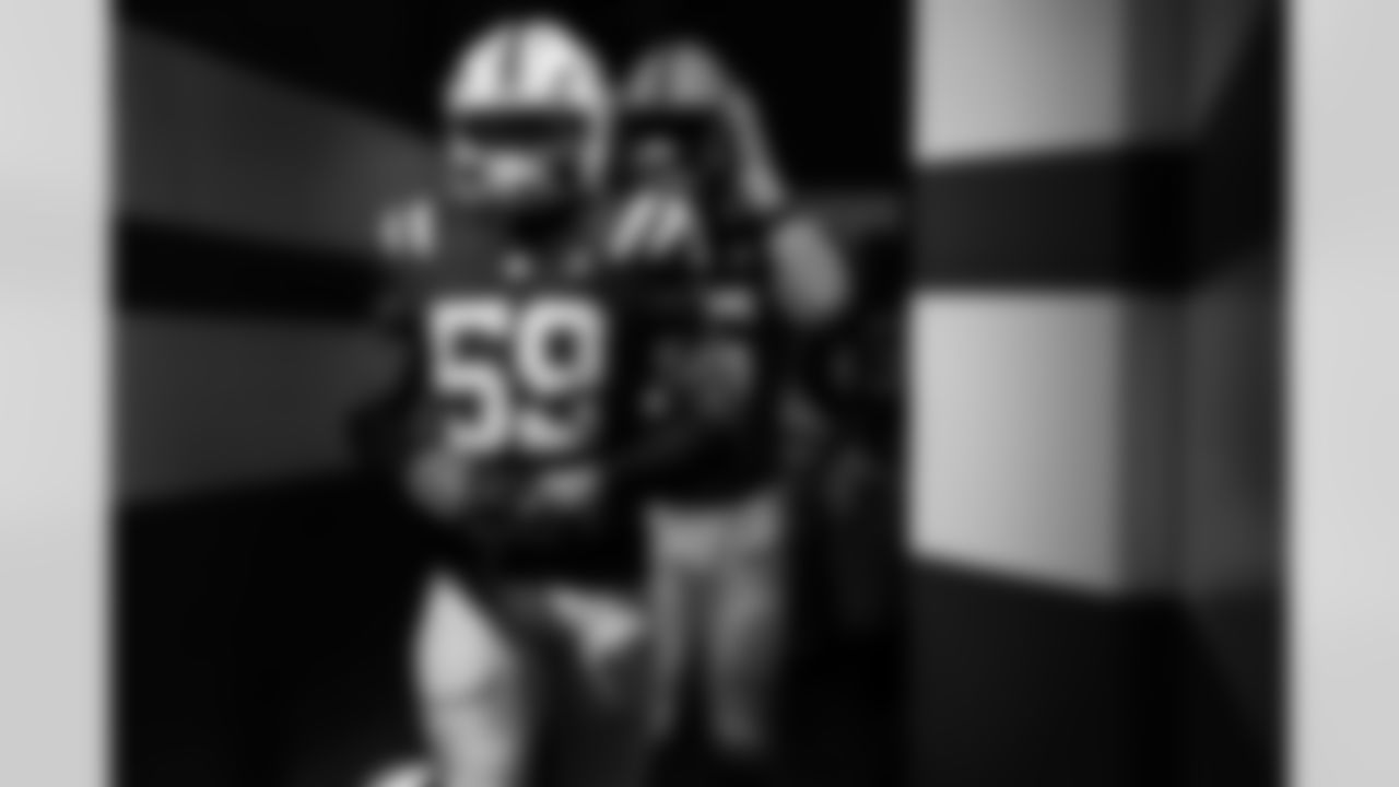 LB Buddy Johnson #59