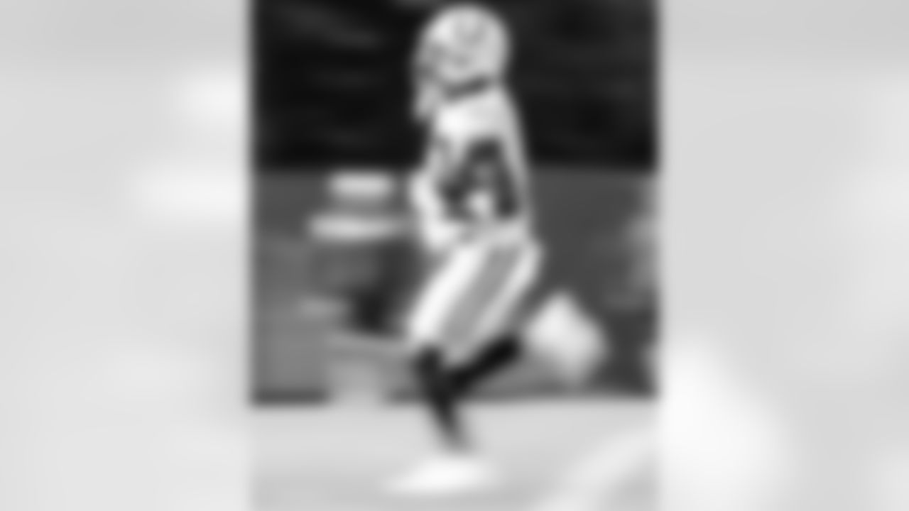 RB Ulysses Bentley IV #37