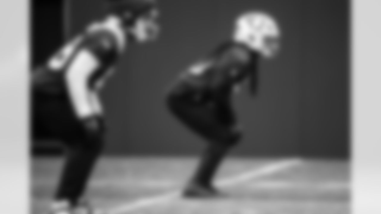 LB Buddy Johnson #59