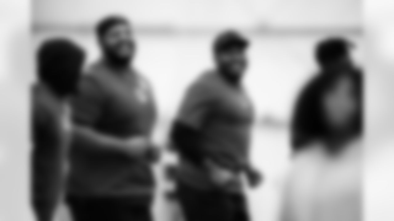 DT Grover Stewart #90 and DE Tyquan Lewis #94