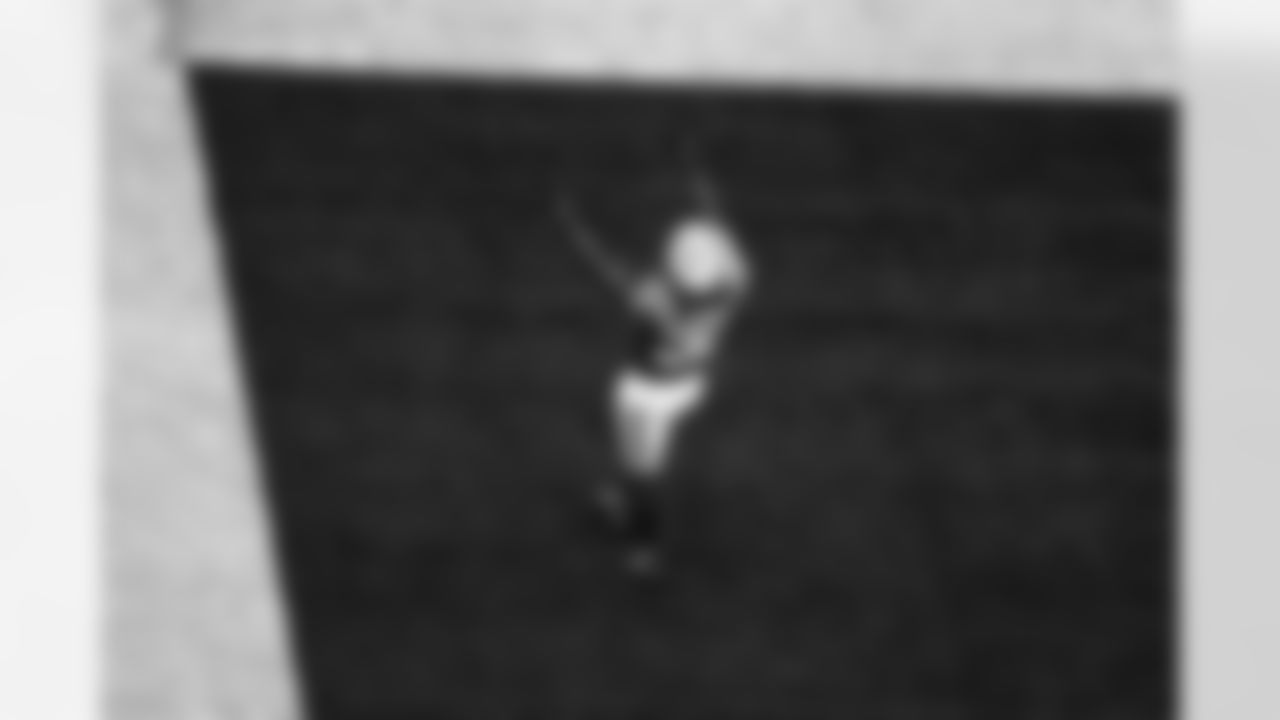 CB Chris Lammons #38