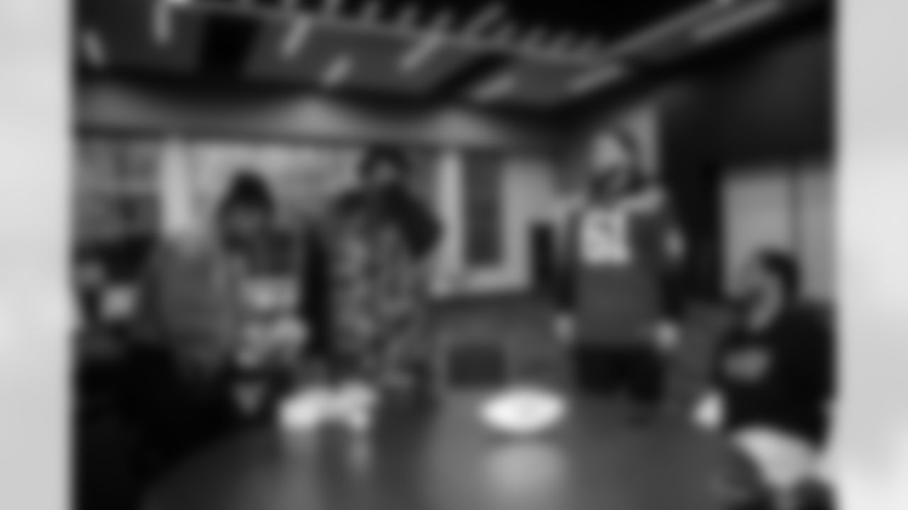 DE Viliami Fehoko Jr. #96