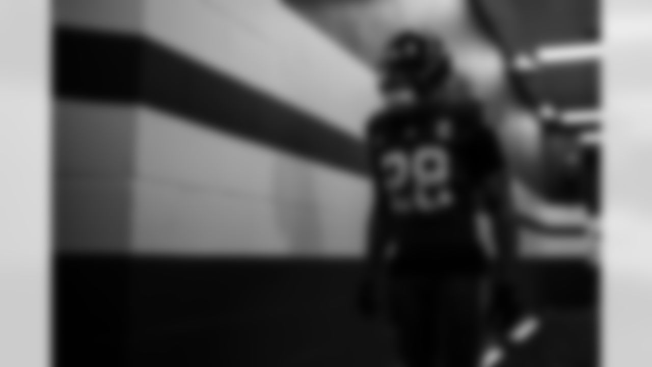 RB Jonathan Taylor #28