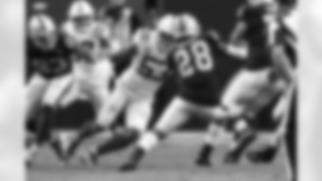 53 LB Darius Leonard
