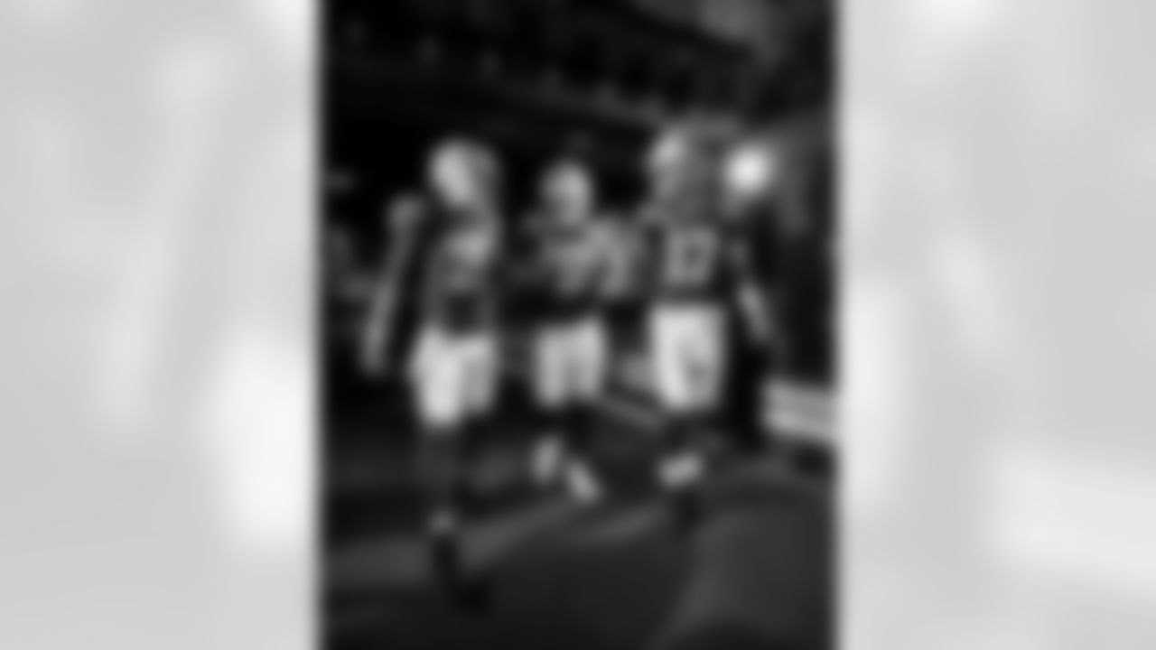 QB Riley Leonard #15, QB Anthony Richardson #5 and QB Daniel Jones #17