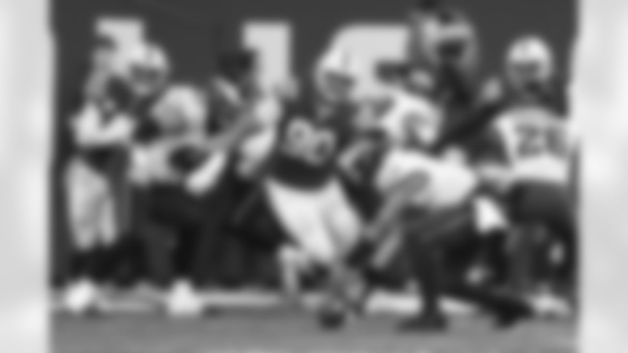 90 DT Grover Stewart