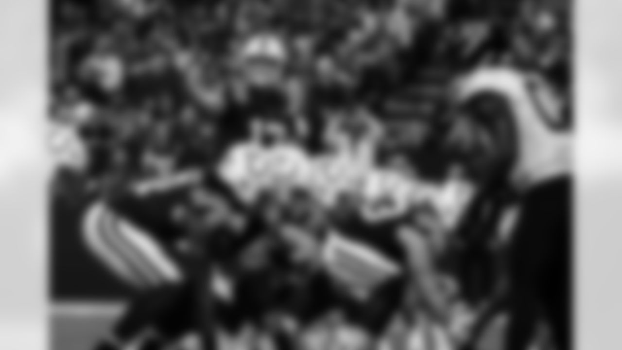 QB Phillip Rivers #17