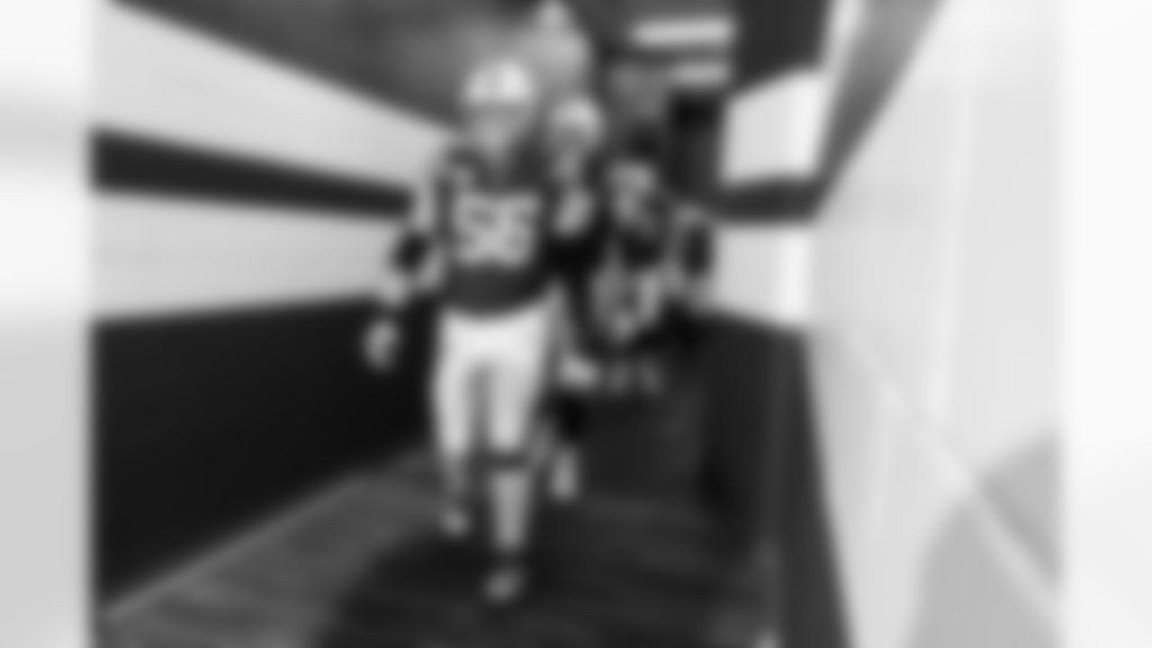 G Quenton Nelson #56 and T Blake Freeland #73