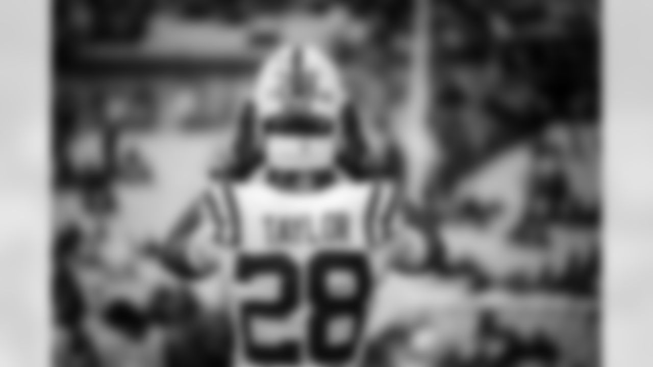 RB Jonathan Taylor #28