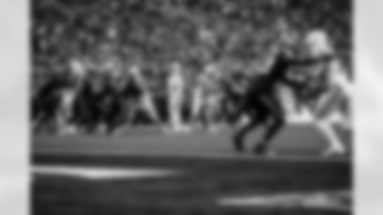 QB Philip Rivers #17