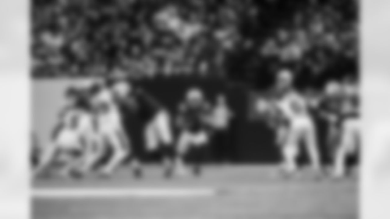 RB Jonathan Taylor #28