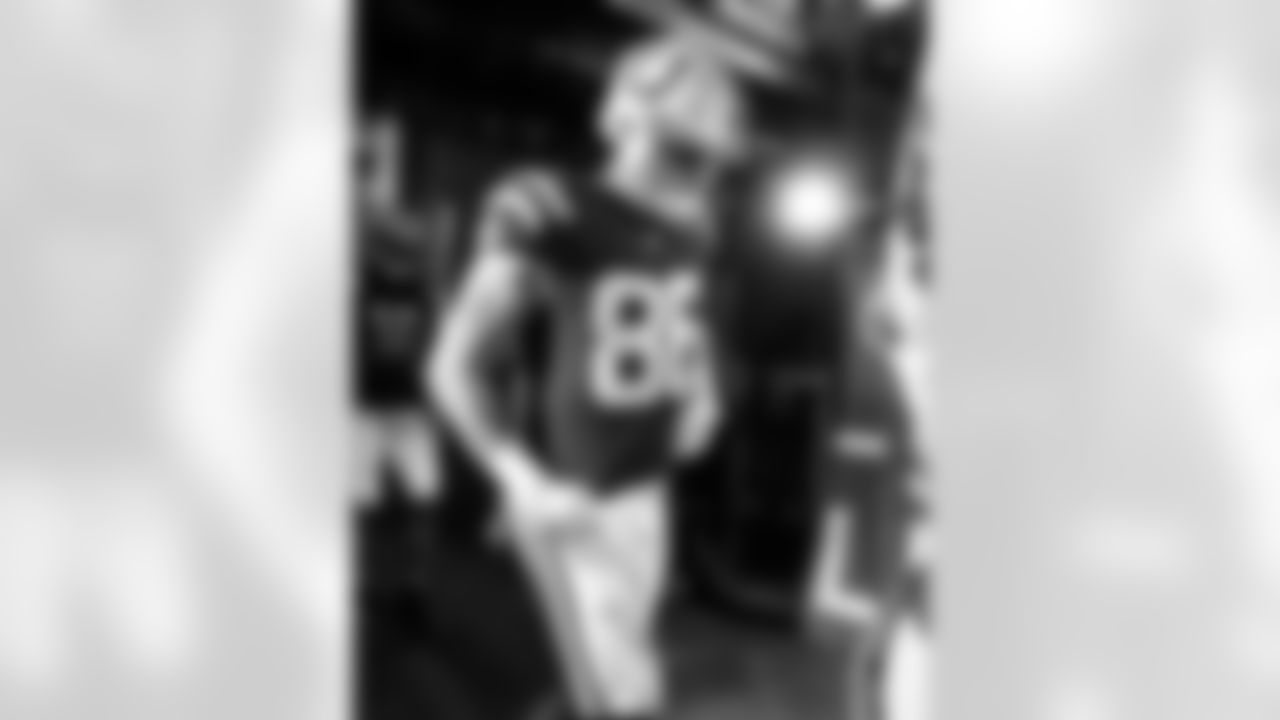 TE Will Mallory #86