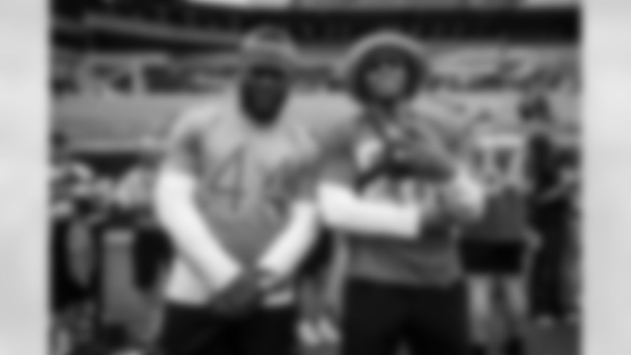 28 RB Jonathan Taylor, 44 LB Zaire Franklin