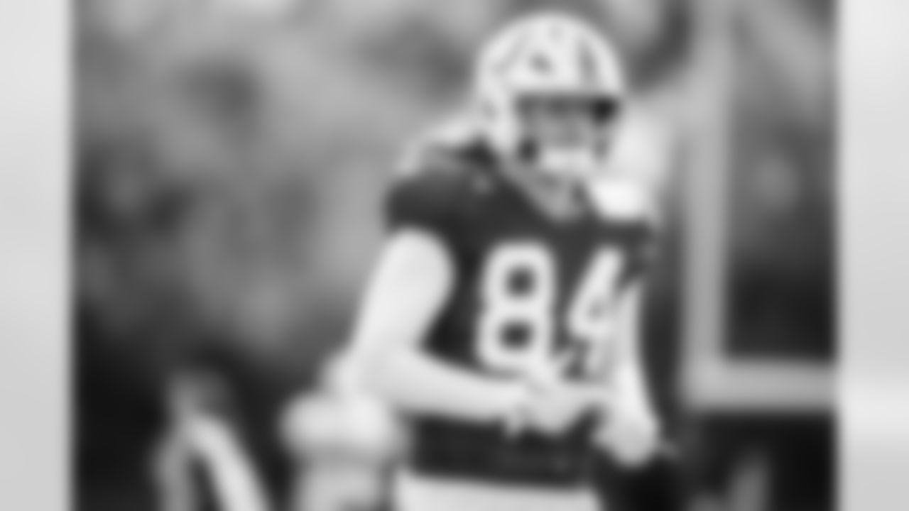TE Tyler Warren #84