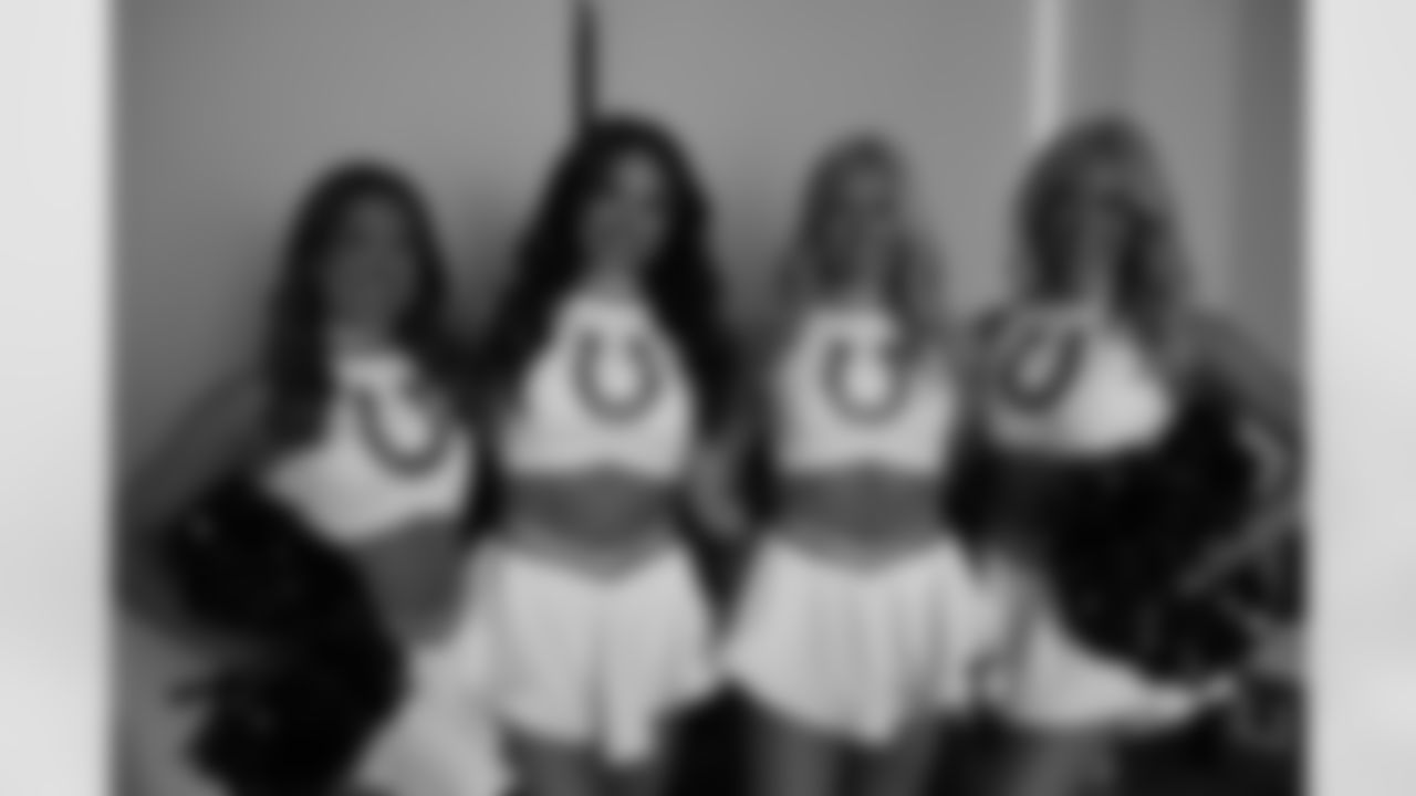 Laura P., Victoria V., Paighton D. and Kinsley B.