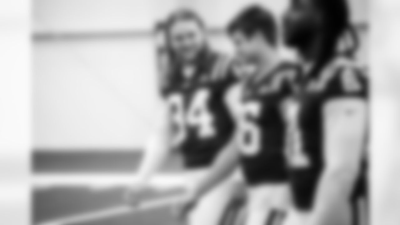 TE Tyler Warren #84