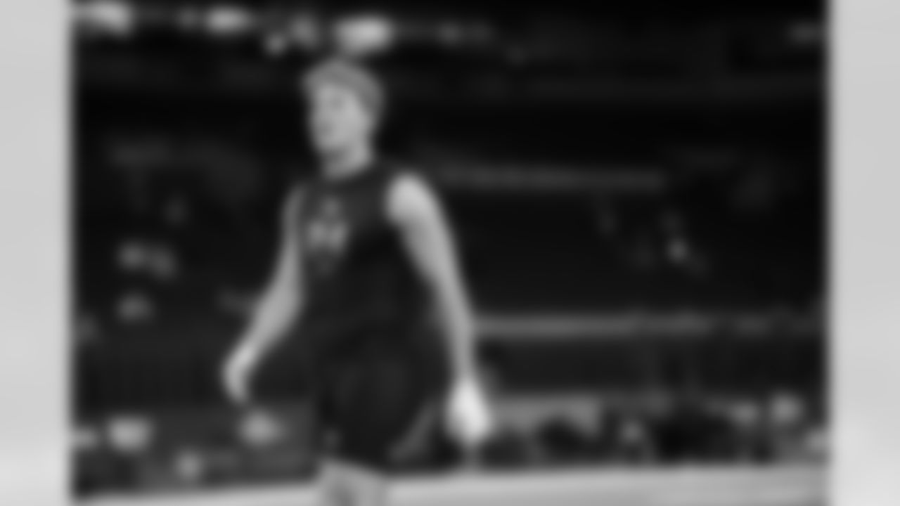 LSU tight end Bauer Sharp (24) participates in a drill during the 2026 NFL Scouting Combine on Friday, February 27, 2026 in Indianapolis, Indiana. (Cooper Neill/NFL)