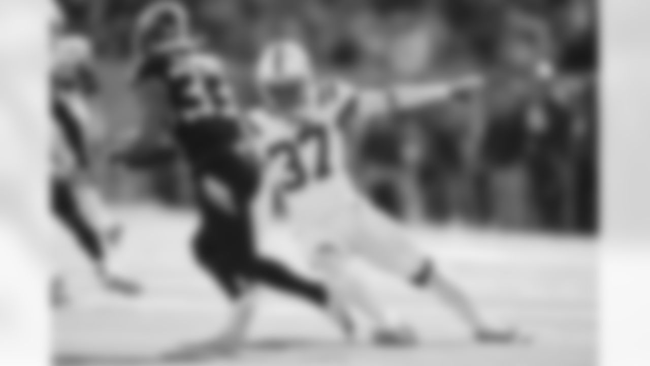 37 CB Ameer Speed