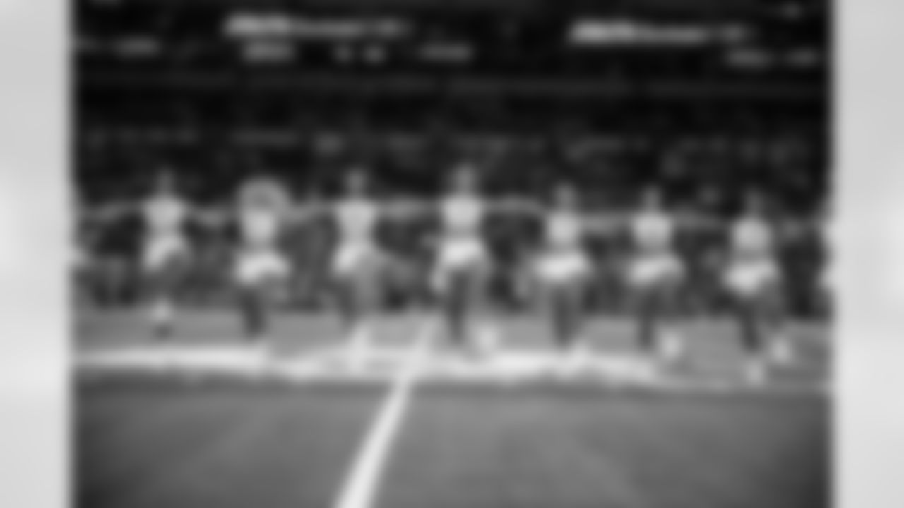 Sophia S., MacLaine F., Danae M., Morgan M., Hannah O., Victoria V. and Mika T.