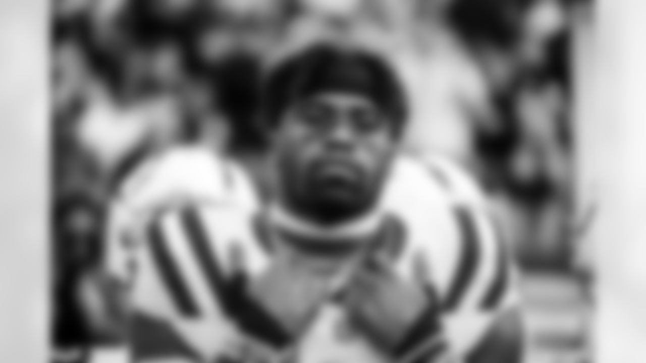 CB Kenny Moore II #23