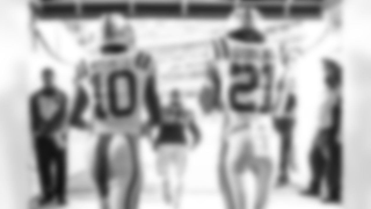 2025_1019_LAC_Pregame_0016