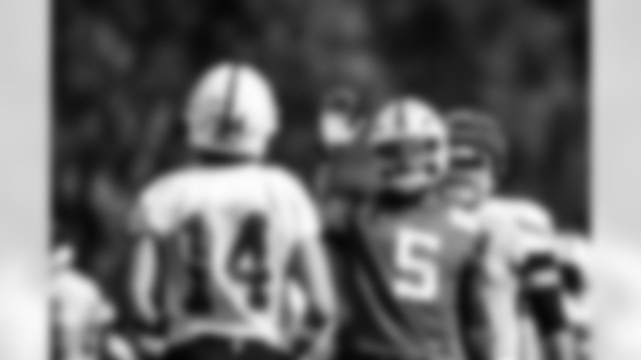 QB Anthony Richardson #5 and WR Alec Pierce #14