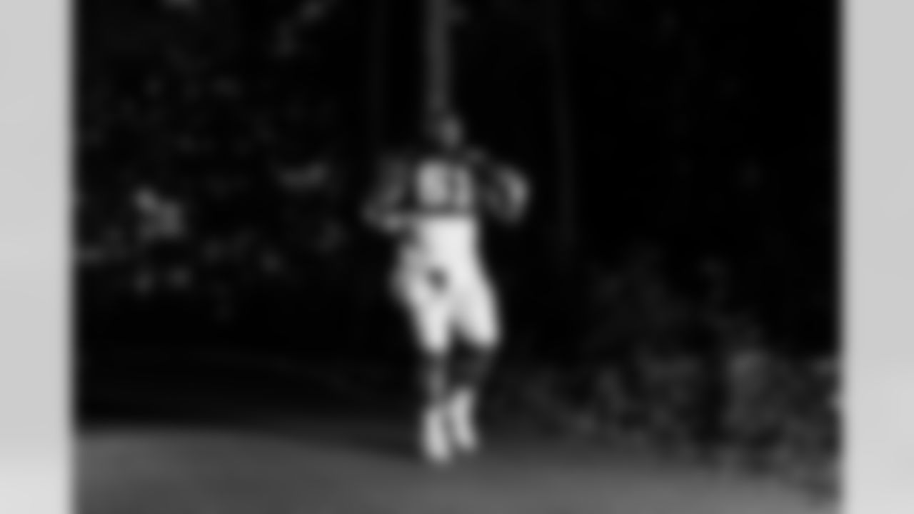 DT Devonta Davis #61