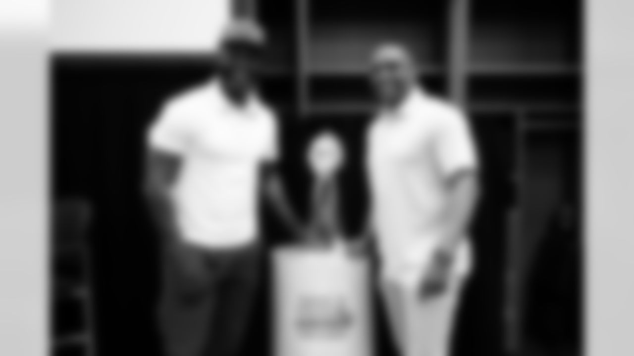 Reggie Wayne Wide Receivers and Brian Bratton Offensive Quality Control – Wide Receivers