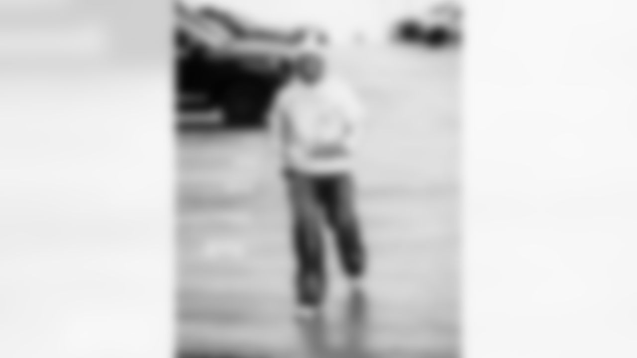 RB Jonathan Taylor #28