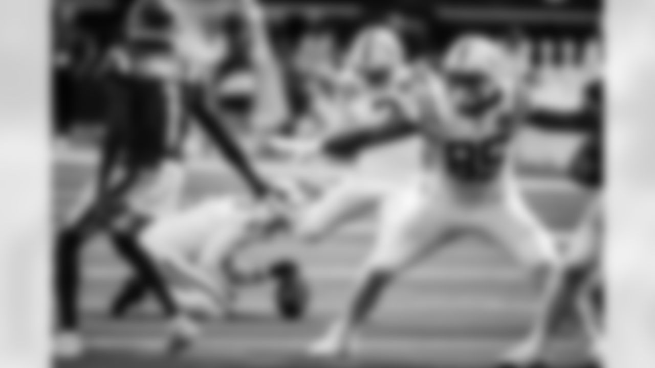 P Rigoberto Sanchez #8 and K Spencer Shrader #3