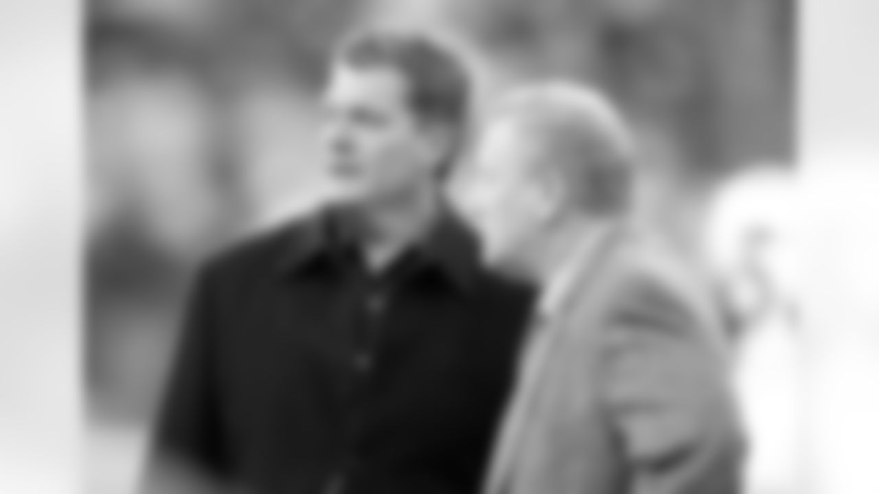 2003_Irsay_Jim_109_Macht