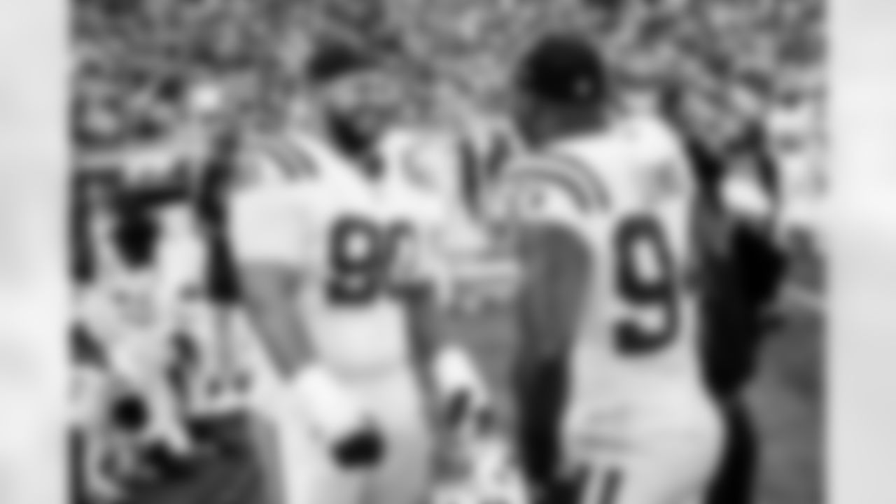 DT Grover Stewart #90, DE Tyquan Lewis #94 and Kalon Humphries Tony Dungy - Diversity Coaching Fellow