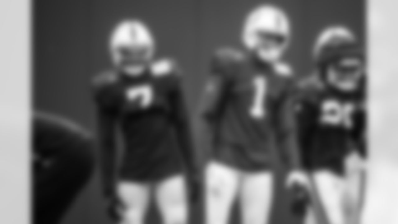 CB Charvarius Ward #7, CB Sauce Gardner #1 and CB Mekhi Blackmon #29