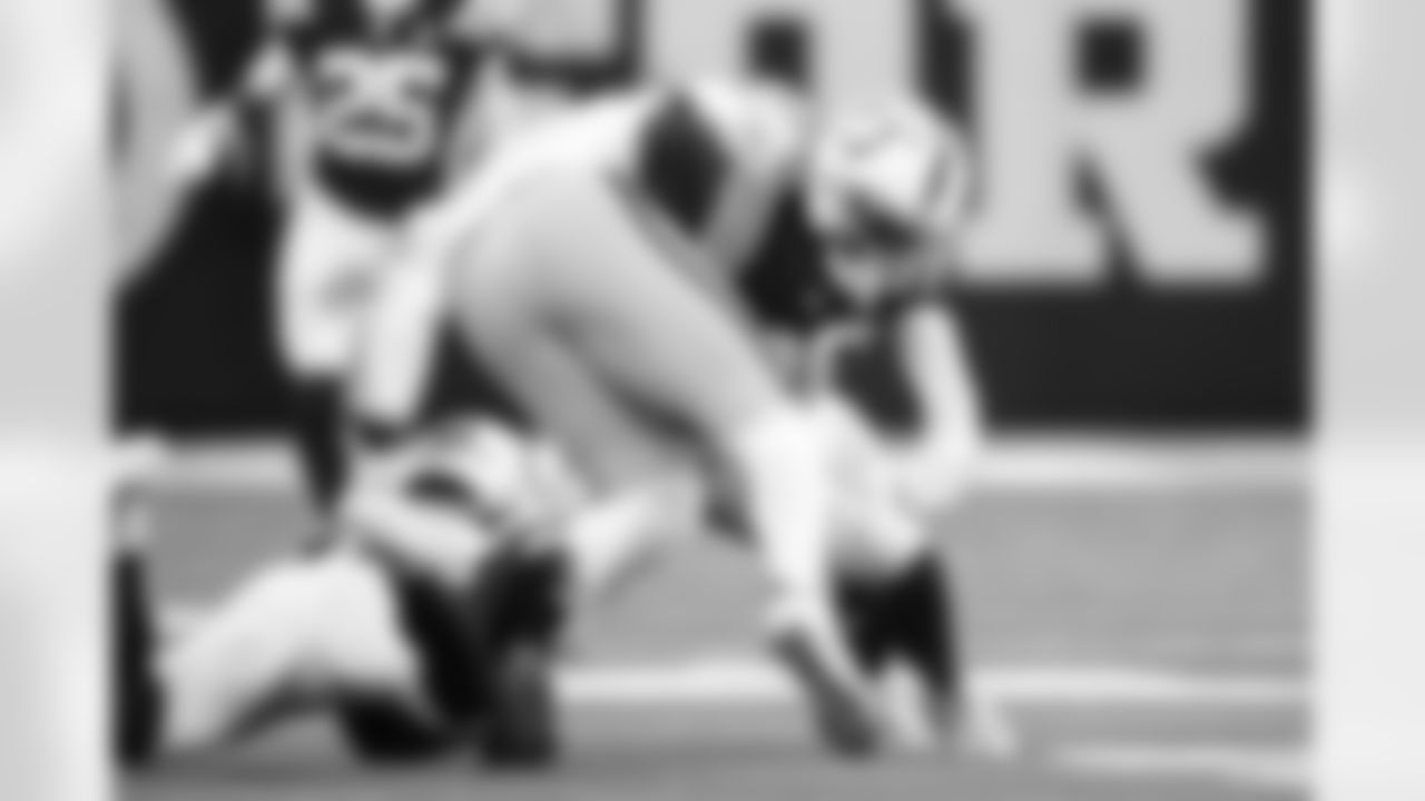 CB Chris Lammons #38