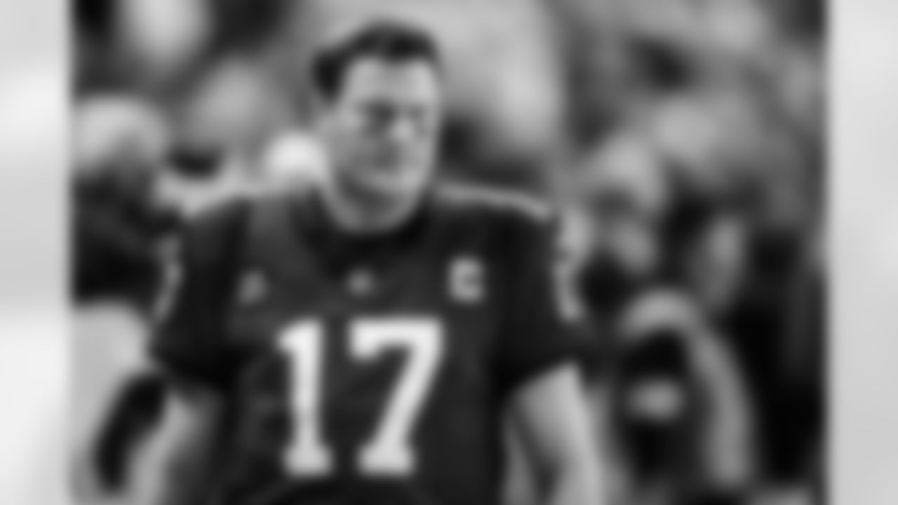 QB Philip Rivers #17